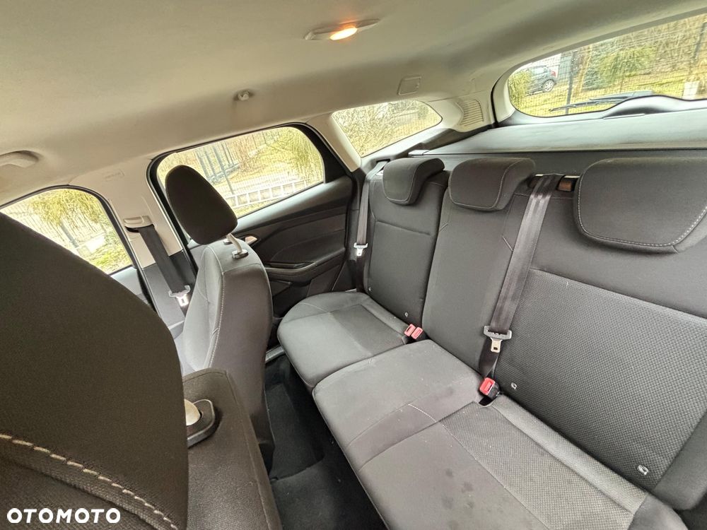 Ford Focus - 22