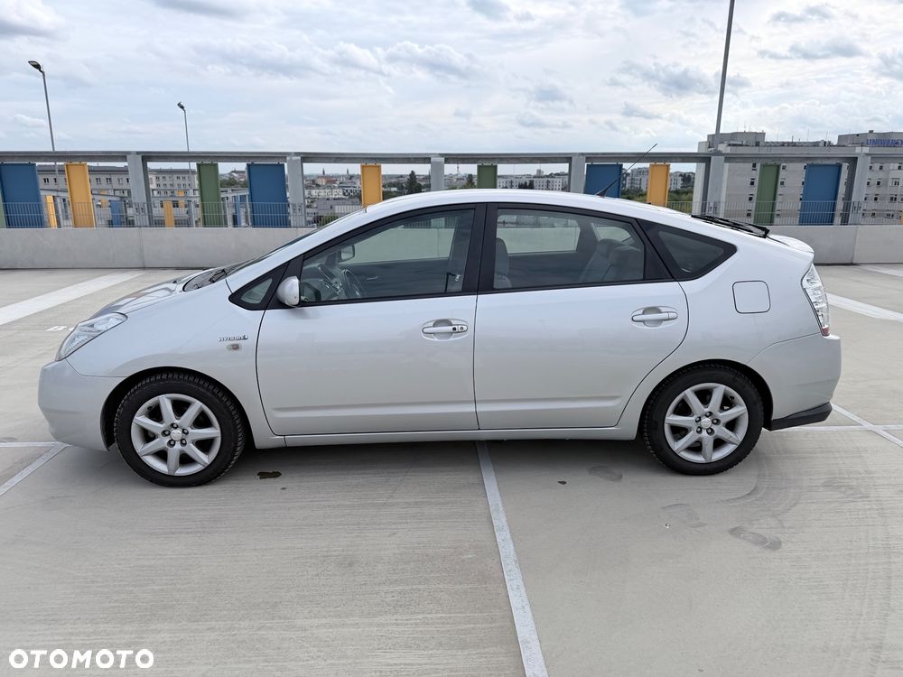 Toyota Prius 1.5 VVT-i Sol (nav) - 8