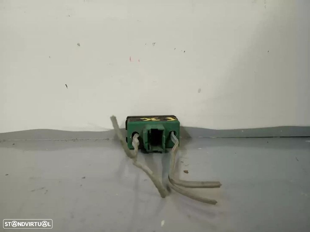 COMANDO ELEVADOR DE VIDRO FRONTAL DIREITO BMW 3 1996 -8365300 - 3