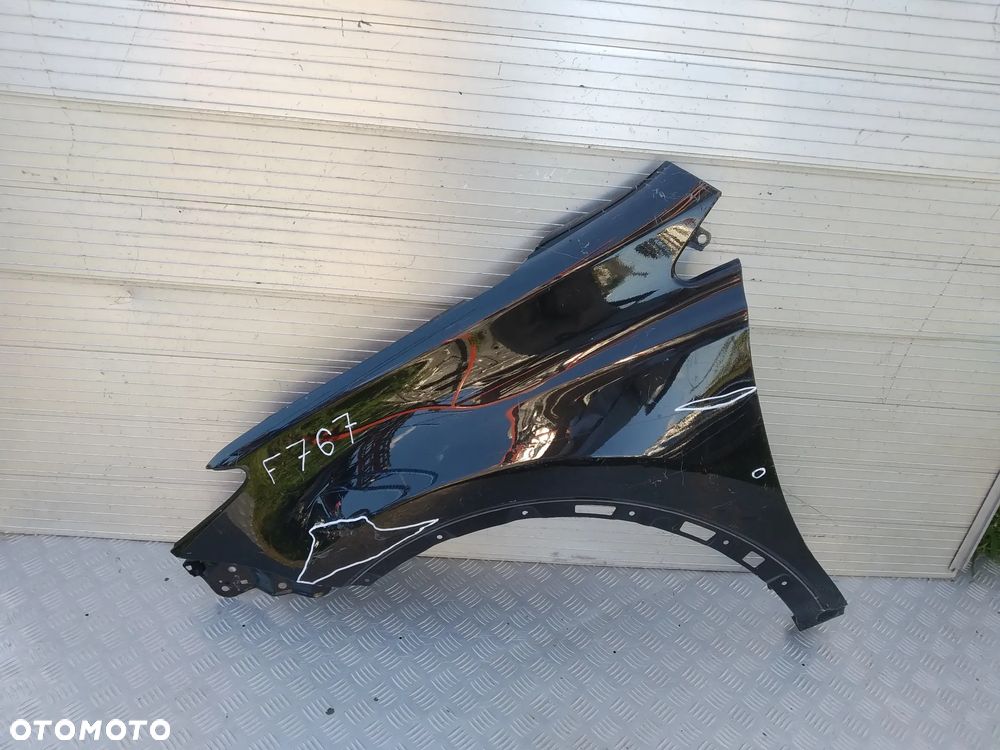 F162/F767/H177/H490 LEWY BŁOTNIK TOYOTA RAV-4 2013- - 2
