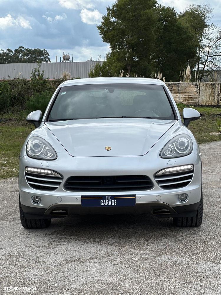 Porsche Cayenne Platinum Edition - 2