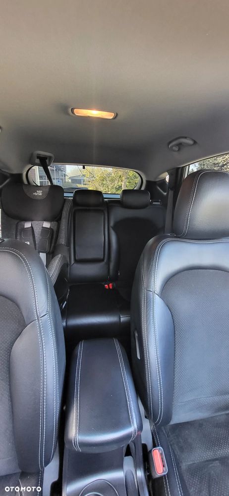 Hyundai ix35 1.6 GDI Comfort 2WD - 24