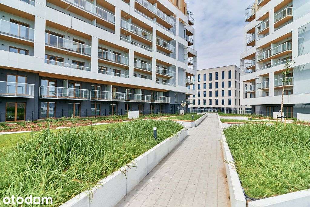 Kawalerka z balkonem + komórka lok. - Krakowska 37
