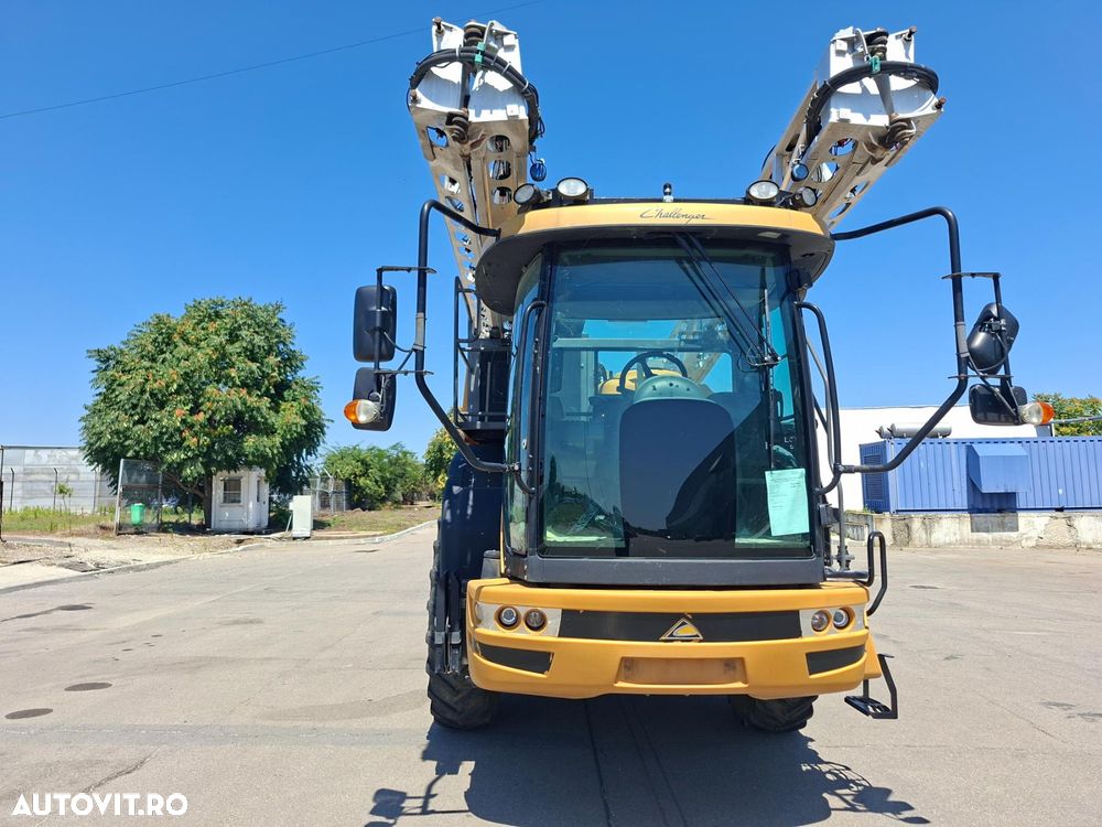 Challenger ROGATOR 635 SPRAYER - 12