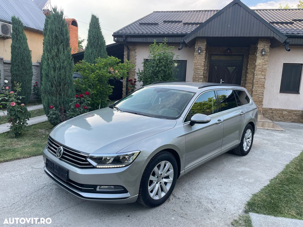Volkswagen Passat - 1