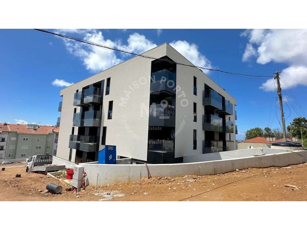 Apartamento T1 com Varanda e Estacionamento em Prédio com Rooftop c... - Grande imagem: 3/18