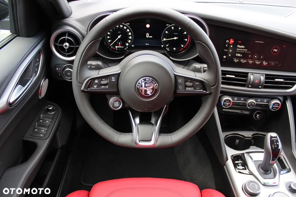 Alfa Romeo Giulia 2.0 Turbo Veloce Q4 - 13