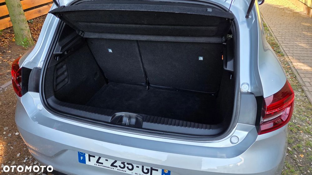 Renault Clio TCe 90 EVOLUTION - 12