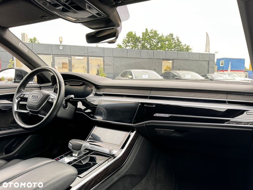 Audi A8 - 14