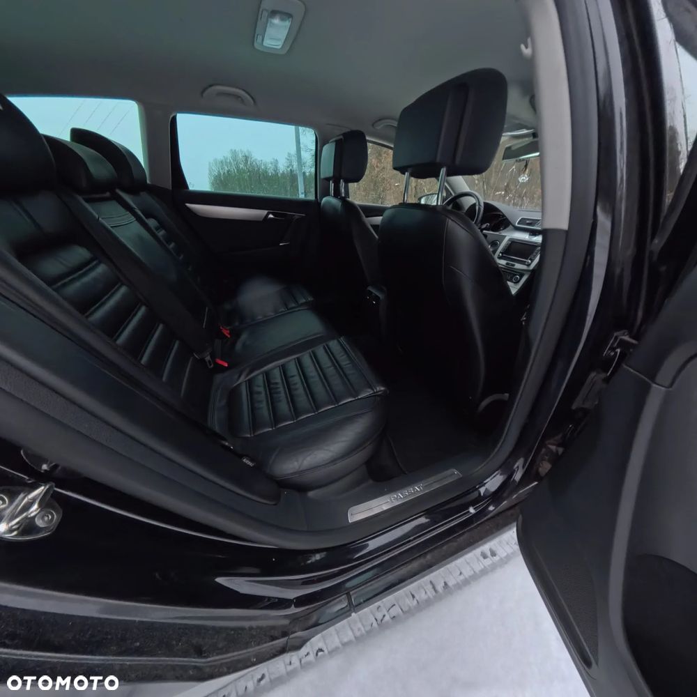 Volkswagen Passat Variant - 13