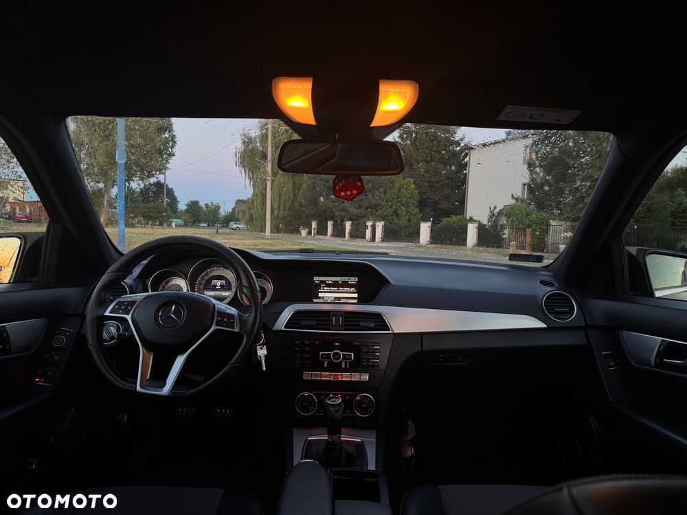 Mercedes-Benz Klasa C 200 CDI BlueEff Avantgarde - 10