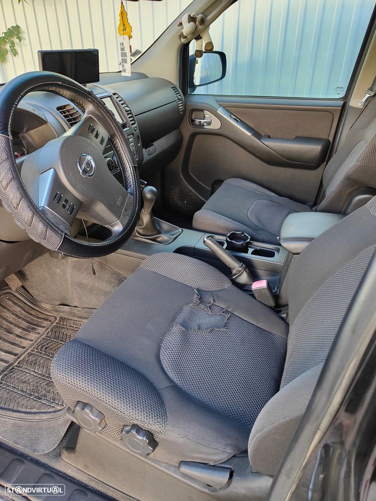 Nissan Pick Up 2.5 DDTi CD Comfort 4WD - 17
