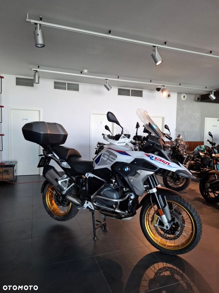 BMW R - 1