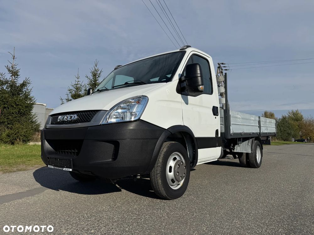 Iveco 35C15 * 3.0 / 150KM * Skrzyniowe * Rozstaw osi: 3.75 * Rama do zabudowy * - 3