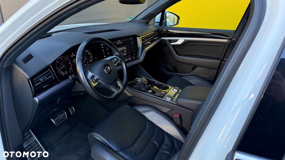 Volkswagen Touareg 3.0 V6 TDI SCR 4Mot R-Line - 24