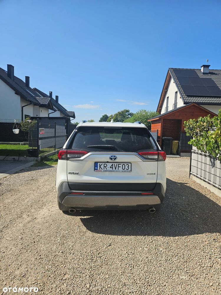 Toyota RAV4 - 6