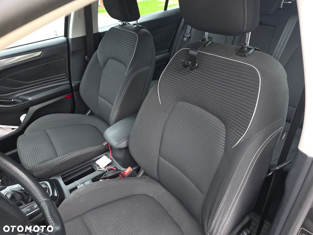 Ford Focus - 7