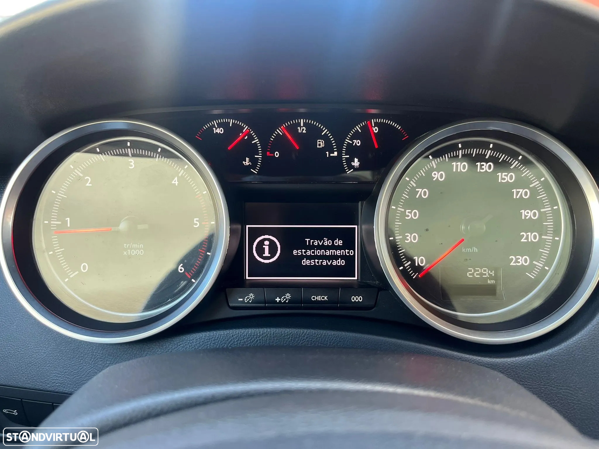 Peugeot 508 SW 1.6 e-HDi Allure - 30