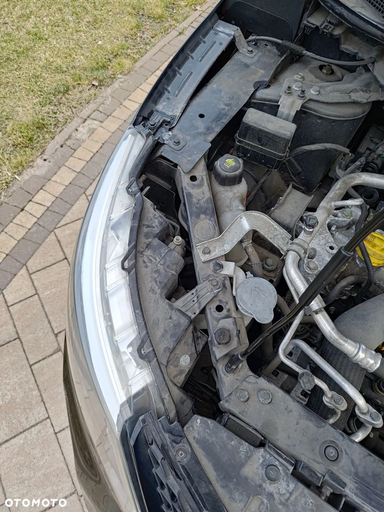 Nissan Qashqai - 16