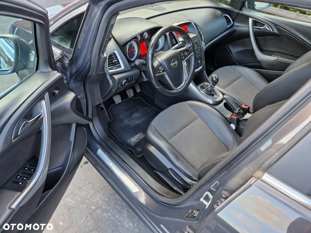 Opel Insignia - 20