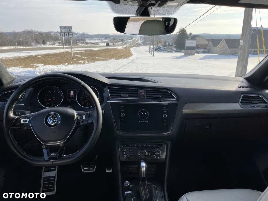 Volkswagen Tiguan - 10