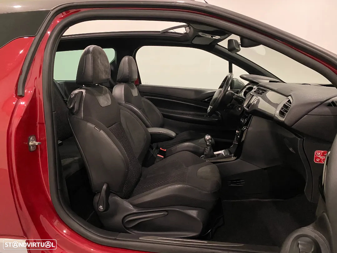 Citroën DS3 1.6 e-HDi So Chic - 33