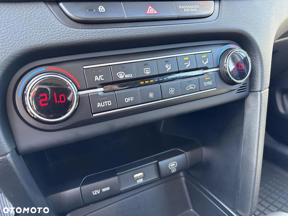 Kia Ceed 1.5 T-GDI M DCT - 27