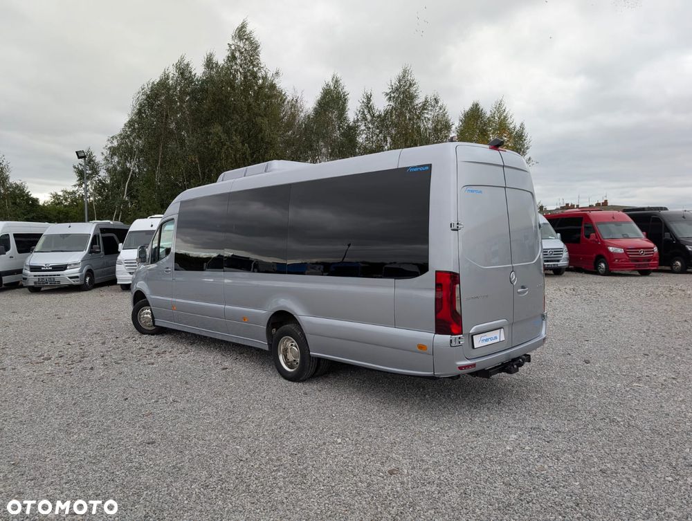Mercedes-Benz Sprinter 519 - 10