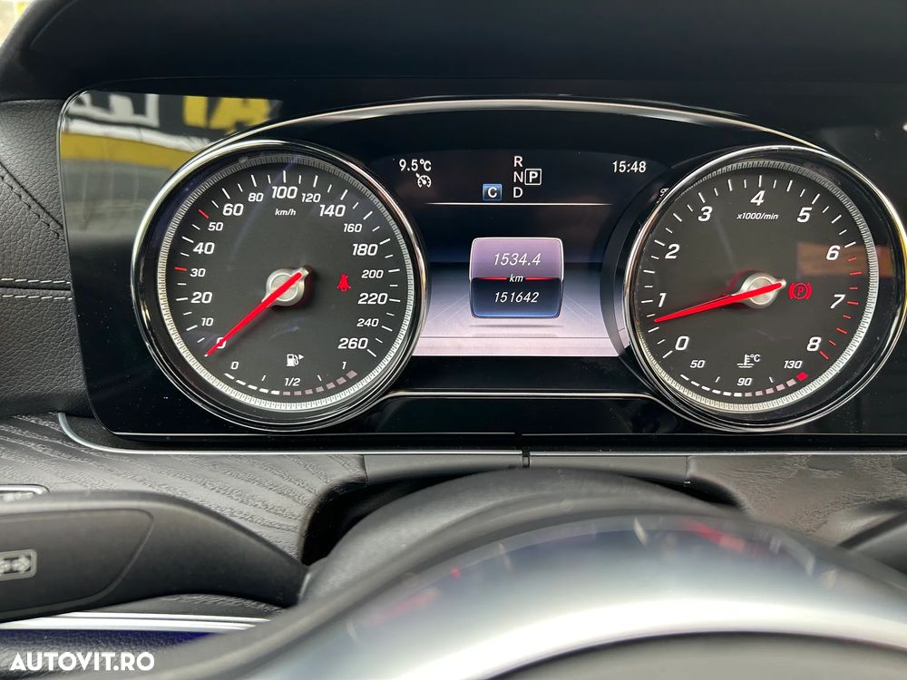 Mercedes-Benz E 200 9G-TRONIC AMG Line - 16