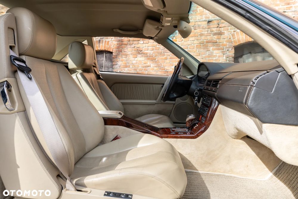 Mercedes-Benz SL - 8