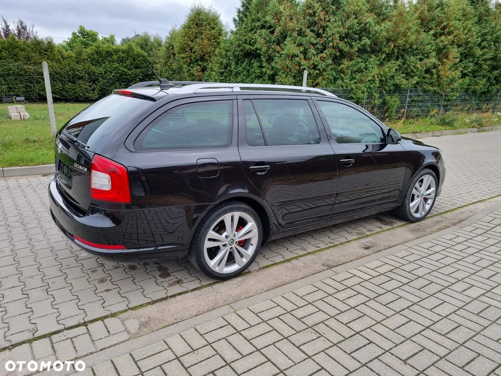 Skoda Octavia 2.0 TDI DPF RS DSG - 6