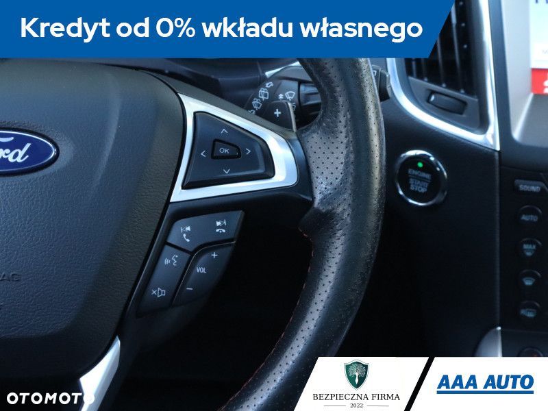 Ford S-Max - 25