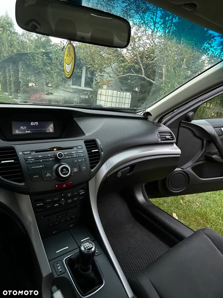 Honda Accord 2.0 Comfort - 16