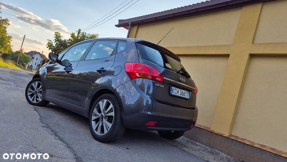 Kia Venga 1.6 CVVT Dream-Team Edition - 12