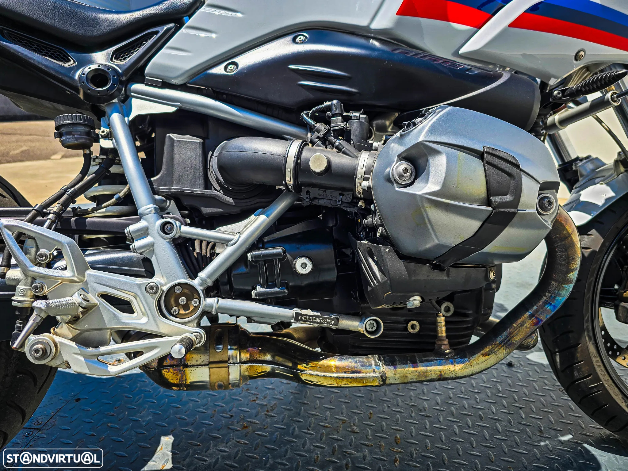 BMW R nineT Racer - 15