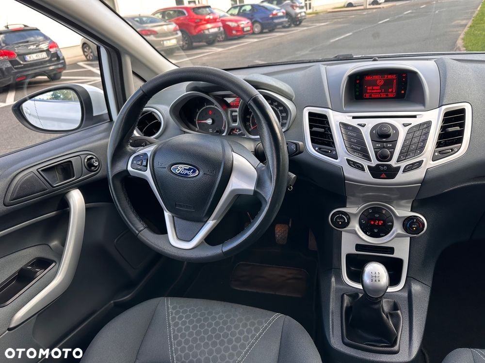 Ford Fiesta 1.25 Titanium - 16