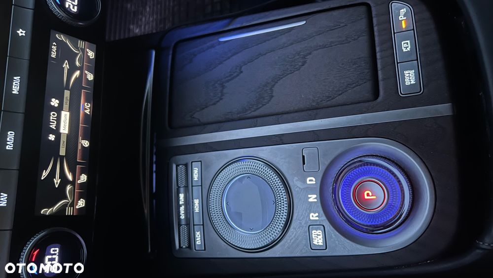 Genesis G80 - 11