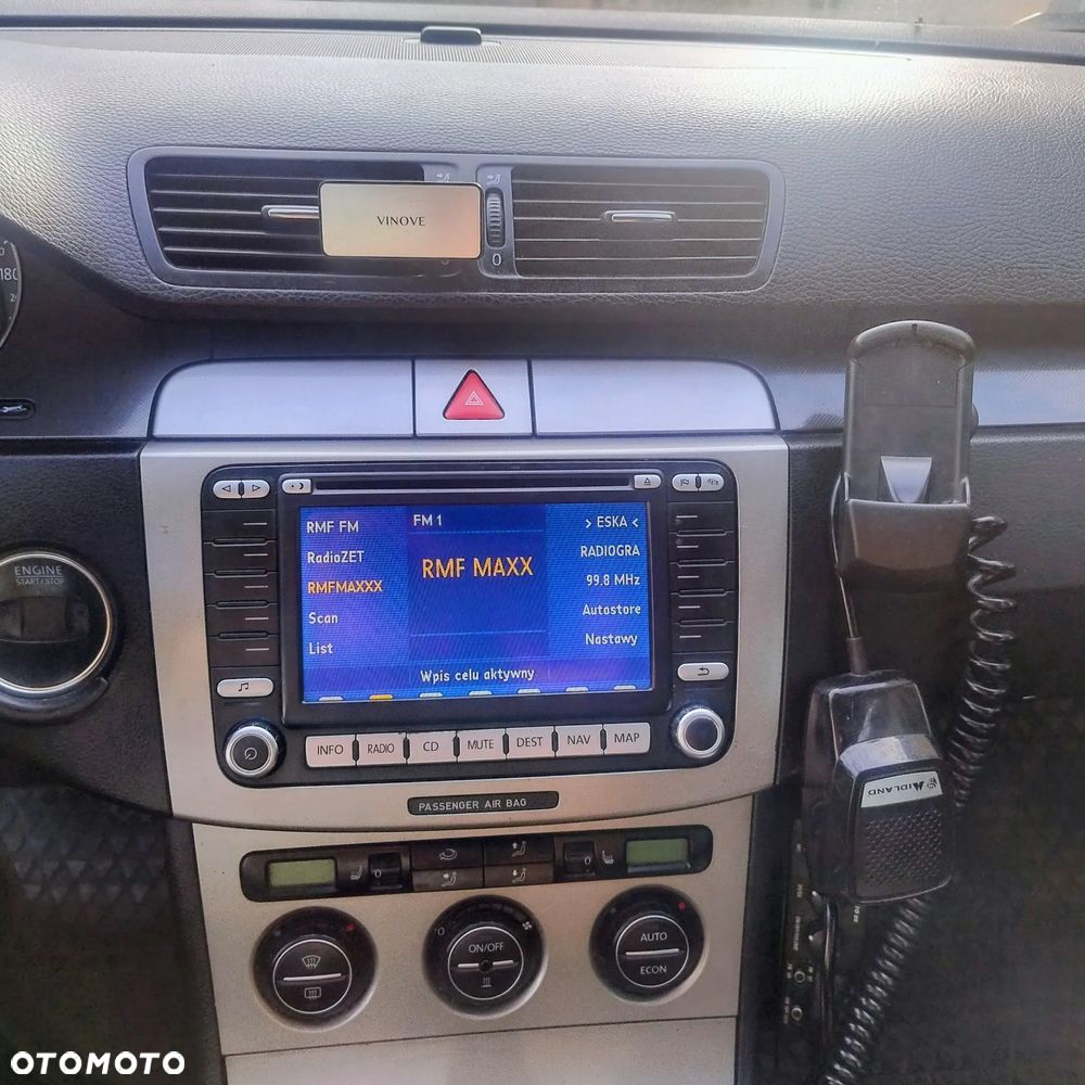 Volkswagen Passat 2.0 TDI Comfortline - 9