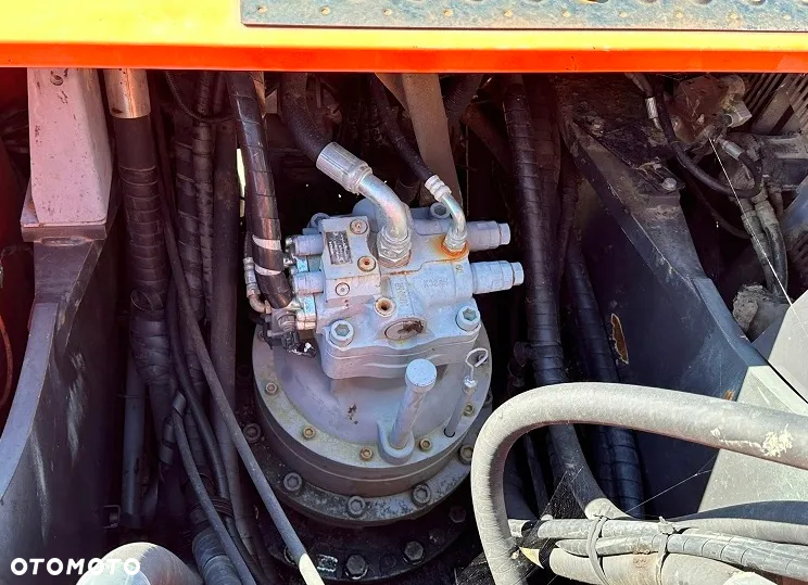 Hitachi ZX350LC-5B - 38