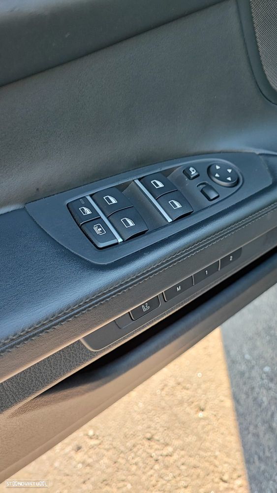 BMW 740 d Pack M - 9