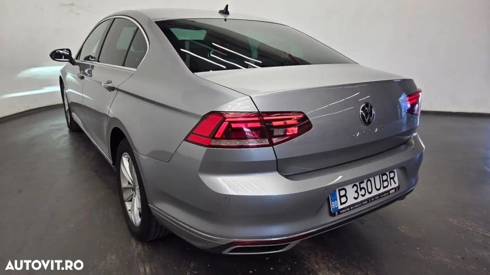 Volkswagen Passat 2.0 TDI DSG Highline - 4