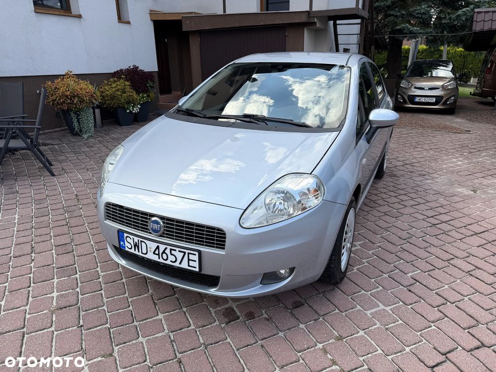 Fiat Grande Punto 1.2 8V Dynamic - 2