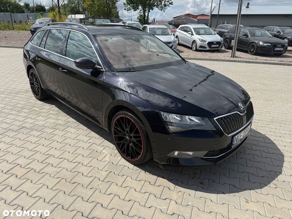 Skoda Superb 2.0 TDI 4x4 DSG Premium Edition - 14