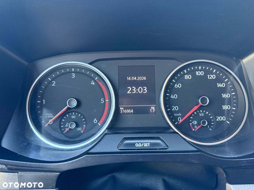 Volkswagen CRAFTER - 13