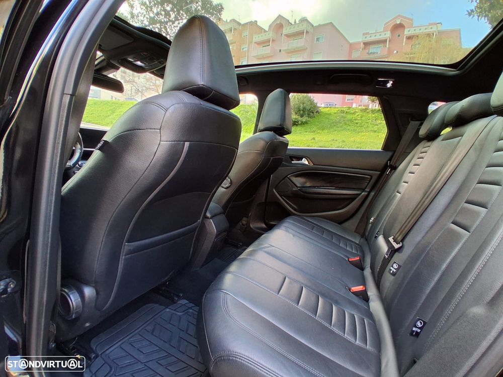 Peugeot 308 SW 1.5 BlueHDi GT Line - 23