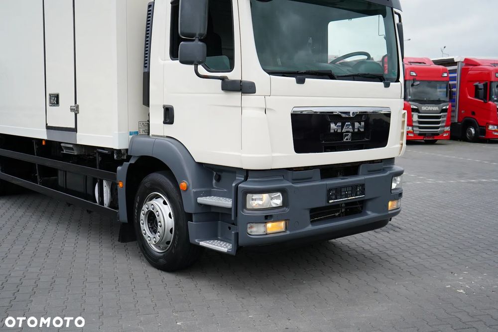 MAN TGM / 26.340 / EURO 5 / CHŁODNIA + WINDA / 24 PALETY / OŚ SKRĘTNA - 19