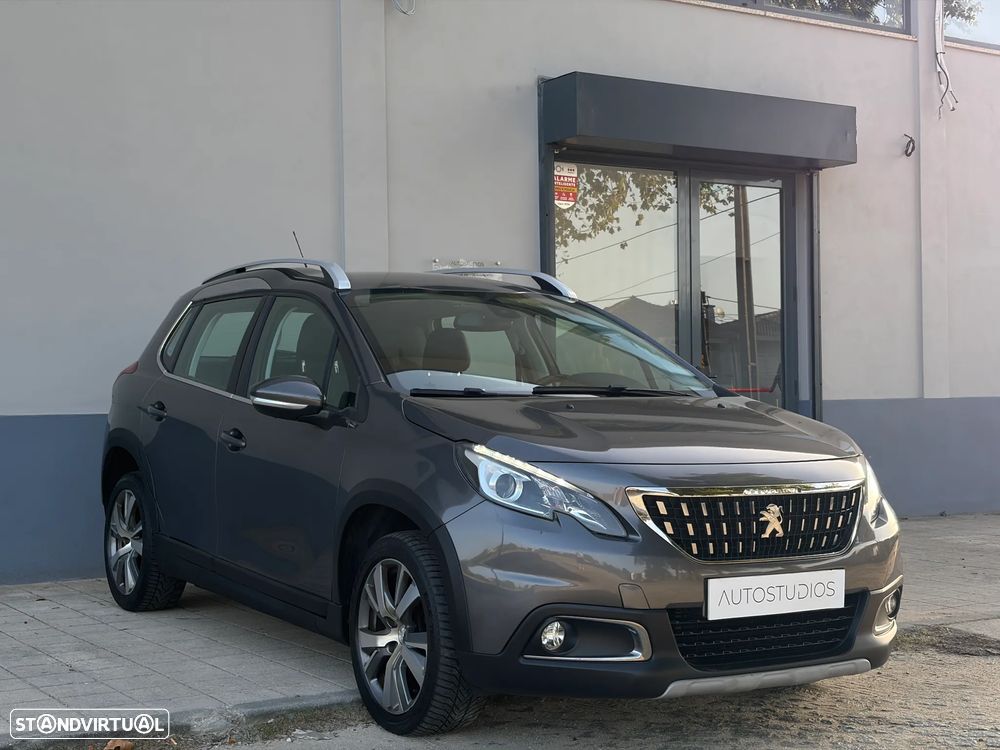 Peugeot 2008 1.2 PureTech Allure EAT6 - 3