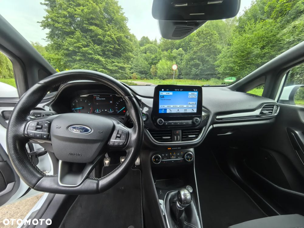 Ford Fiesta 1.0 EcoBoost STart-Stop ST-LINE - 23
