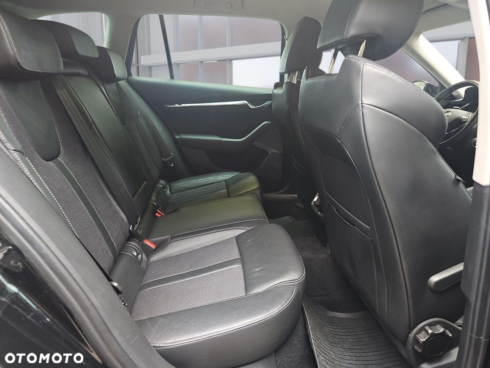 Skoda Octavia 1.4 TSI Plug-In Hybrid Style DSG - 12