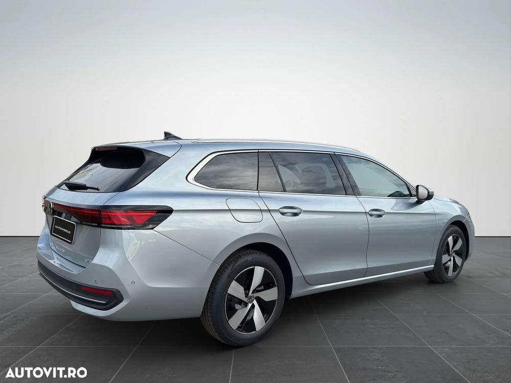 Volkswagen Passat Variant 1.5 eTSI DSG MHEV Business - 7